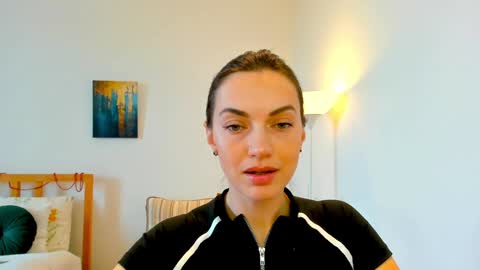 Mia online show from 28, 12, 2024