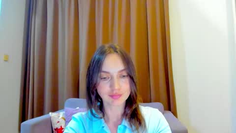 Mia online show from 7, 10, 2025