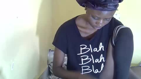 lovelymee2 online show from 31, 10, 2025