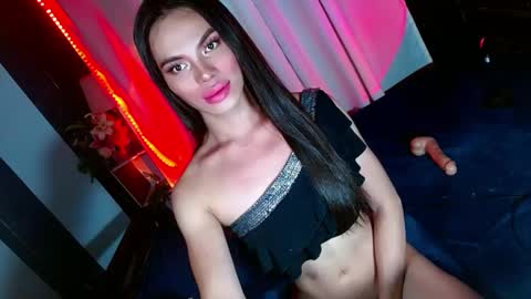 lovelymiss_shyna11 online show from 22, 12, 2024