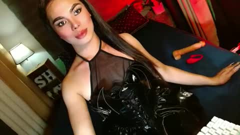 lovelymiss_shyna11 online show from 11, 11, 2025