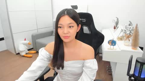 kim online show from 16, 12, 2024