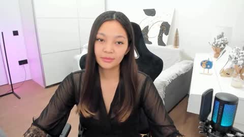 kim online show from 17, 12, 2024