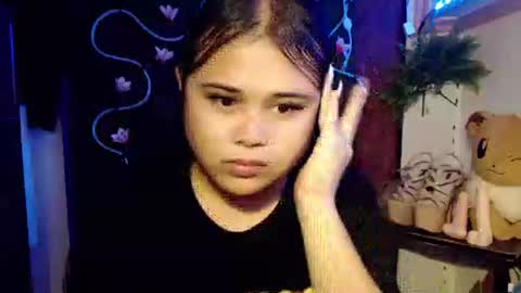 Snapshot of lovelypinaychubsx chatting on 14, 11, 2025 lovely online show from 14, 11, 2025