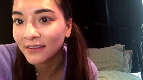 Snapshot of lovelyqueenaria chatting on 1, 1, 2025 Queen Aria online show from 1, 1, 2025