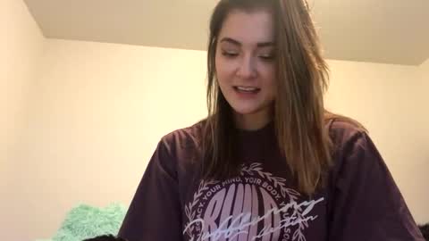 Snapshot of lovelyqueenaria chatting on 30, 10, 2025 Queen Aria online show from 30, 10, 2025