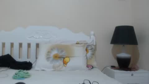 Angelquey online show from 7, 10, 2025