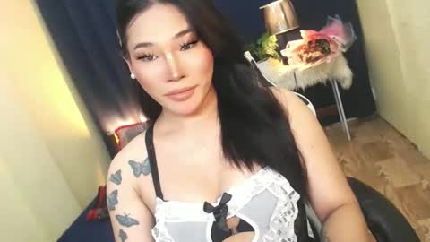 Snapshot of lovelysugar18 chatting on 19, 10, 2025 STWEET LINA online show from 19, 10, 2025