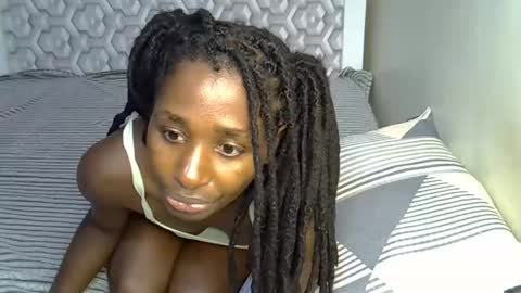 lovelytin online show from 31, 10, 2025