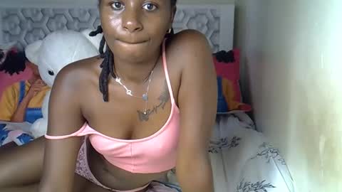 lovelytin online show from 25, 2, 2026