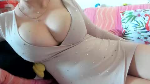 lovelywoman23 online show from 20, 2, 2025