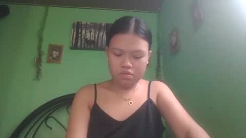 Snapshot of lovemae352295 chatting on 24, 11, 2025 lovemae352295 online show from 24, 11, 2025