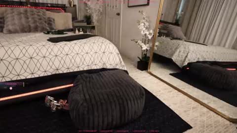 Snapshot of lovemoscarlett chatting on 19, 2, 2025 Scarlett online show from 19, 2, 2025