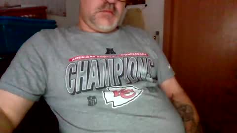 Snapshot of lover010983 chatting on 9, 2, 2026 lover010983 online show from 9, 2, 2026