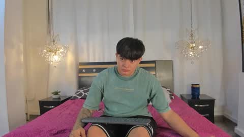 Snapshot of loverebels_ chatting on 31, 10, 2025 loverebels_ online show from 31, 10, 2025