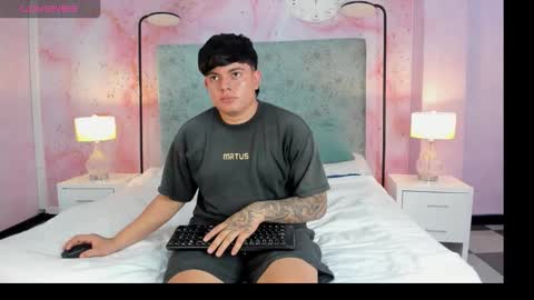 Snapshot of loverebels_ chatting on 7, 11, 2025 loverebels_ online show from 7, 11, 2025