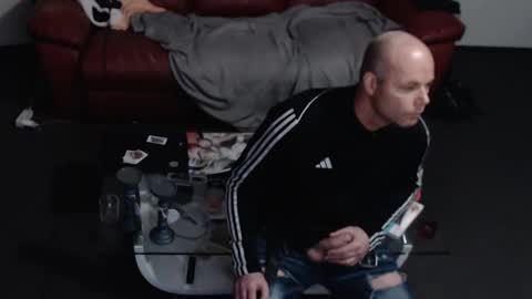 Lovetlick online show from 15, 2, 2025