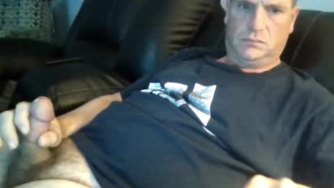 lovetocum37 online show from 20, 10, 2025