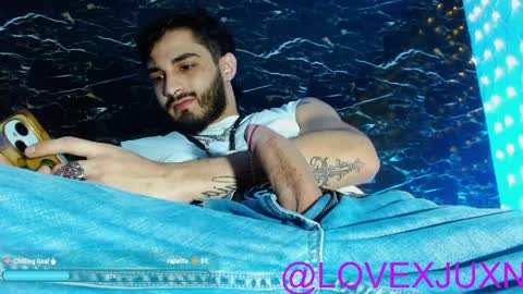 Snapshot of lovexjuxn77 chatting on 9, 4, 2026 lovexjuxn77 online show from 9, 4, 2026