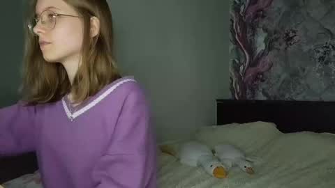 Karmell online show from 5, 3, 2025