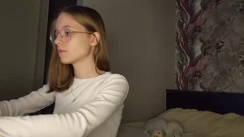 Karmell online show from 6, 3, 2025