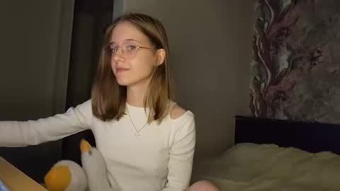 Karmell online show from 6, 3, 2025