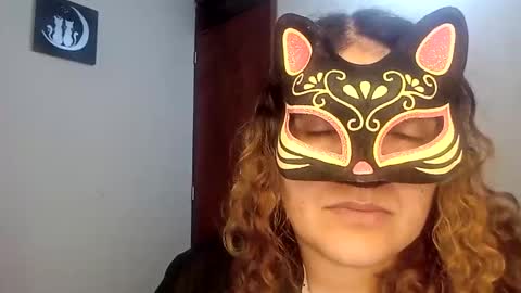 Snapshot of luana363 chatting on 4, 11, 2025 luana363 online show from 4, 11, 2025