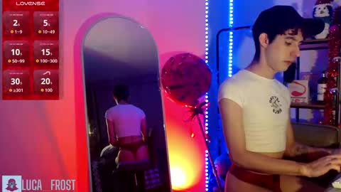 Snapshot of luca_frost chatting on 19, 12, 2025 Luca online show from 19, 12, 2025