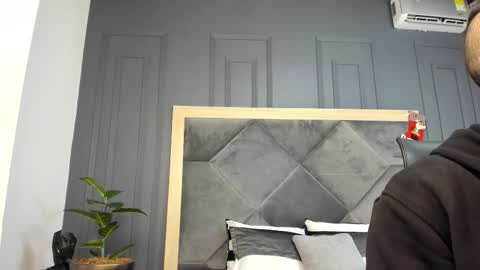 luca_morettii online show from 18, 12, 2025