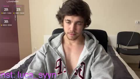 Snapshot of luca_syn chatting on 16, 10, 2025 Luca S online show from 16, 10, 2025