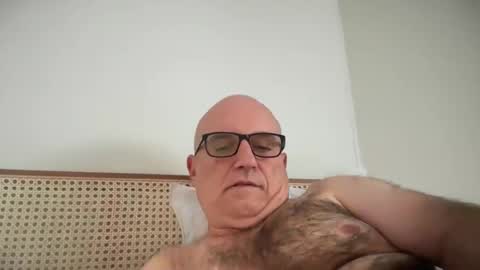 Snapshot of lucas10004 chatting on 13, 10, 2025 lucas10004 online show from 13, 10, 2025