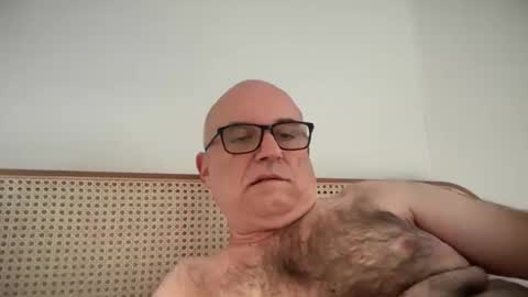 Snapshot of lucas10004 chatting on 17, 10, 2025 lucas10004 online show from 17, 10, 2025