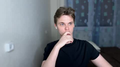 Lucas Gill online show from 10, 12, 2024