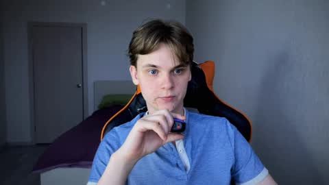 Lucas Gill online show from 7, 3, 2025