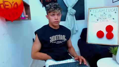 Lucas Luxx online show from 28, 11, 2025