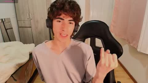 lucas_xo online show from 13, 9, 2025