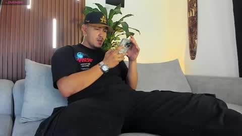 LUCA SANTOS online show from 2, 2, 2026