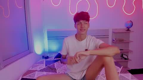 Snapshot of luccas_ferreira chatting on 25, 11, 2025 Luccas Ferreira online show from 25, 11, 2025