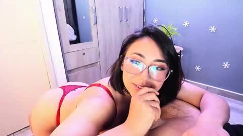 Luci y Fer online show from 22, 2, 2025