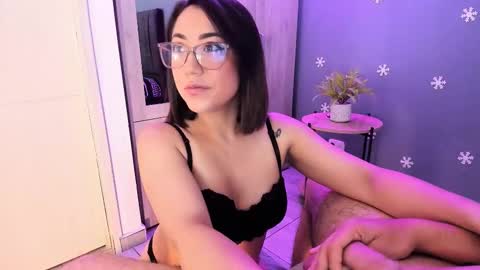 Luci y Fer online show from 6, 3, 2025