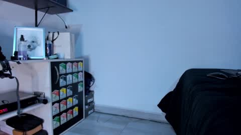 Snapshot of lucia_fuster chatting on 18, 1, 2025 Lucia online show from 18, 1, 2025