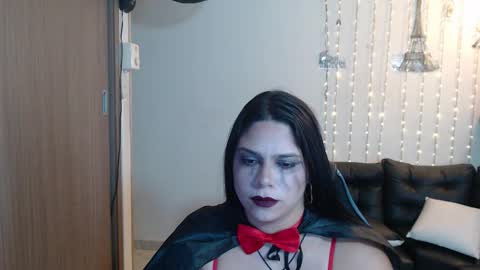 Snapshot of lucia_ht chatting on 21, 10, 2025 LUCIA online show from 21, 10, 2025