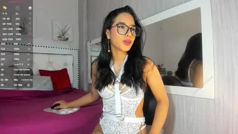 L U C I A online show from 17, 2, 2026