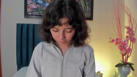 LuciaFerrero online show from 1, 10, 2025