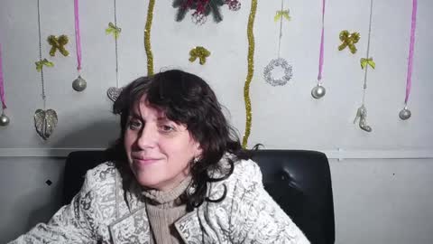 LuciaMi online show from 27, 12, 2024