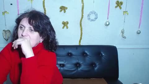 LuciaMi online show from 27, 12, 2024