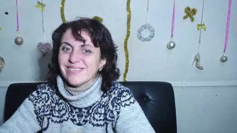 LuciaMi online show from 29, 12, 2024