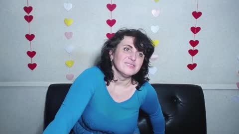LuciaMi online show from 25, 1, 2025