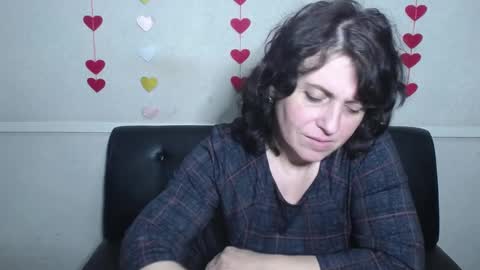 LuciaMi online show from 7, 2, 2025