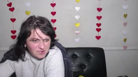 LuciaMi online show from 12, 2, 2025